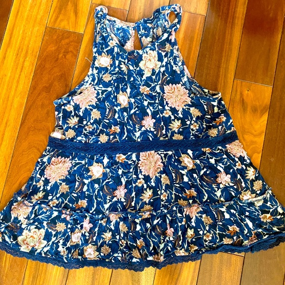 Size small tank top from American Eagle Outfitters - Picture 1 of 6